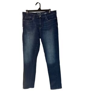Levi's Signature Straight Leg Women's Jeans